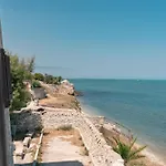 Guesthost - Torre Della Guardia Bisceglie