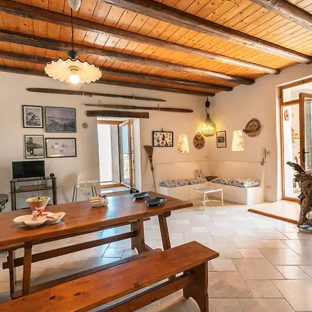 Torre Della Guardia Apartment *