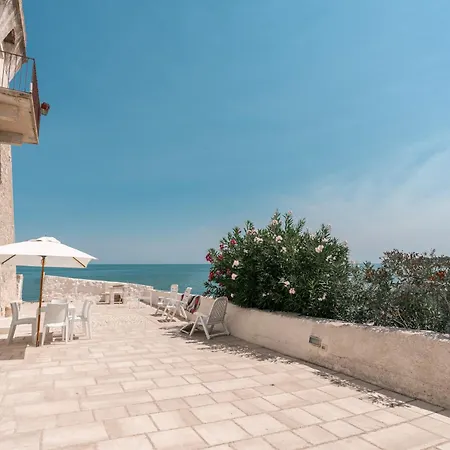 Guesthost - Torre Della Guardia Apartamento